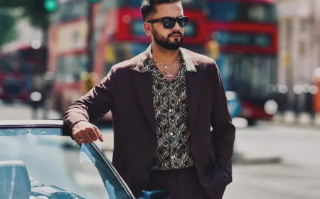 एल्विश यादव के घर पर अज्ञात बदमाशों की फायरिंग, पुलिस जांच में जुटी