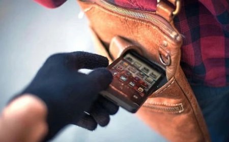 कल्याण: महिला का मोबाइल छीनकर भागा 18 वर्षीय युवक, राहगीरों ने रंगे हाथ पकड़ा