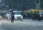 अक्टूबर के आखिर में भी मुंबई में झमाझम बारिश! मॉनसून विदाई के बाद भी बादलों ने थामा नहीं शहर का साथ — IMD ने बताई वजह