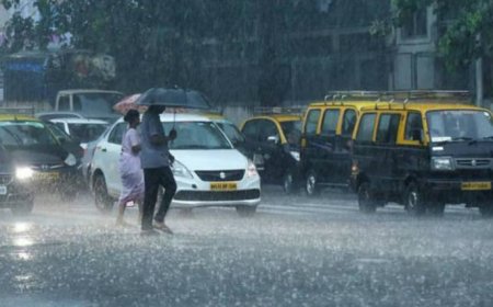 अक्टूबर के आखिर में भी मुंबई में झमाझम बारिश! मॉनसून विदाई के बाद भी बादलों ने थामा नहीं शहर का साथ — IMD ने बताई वजह