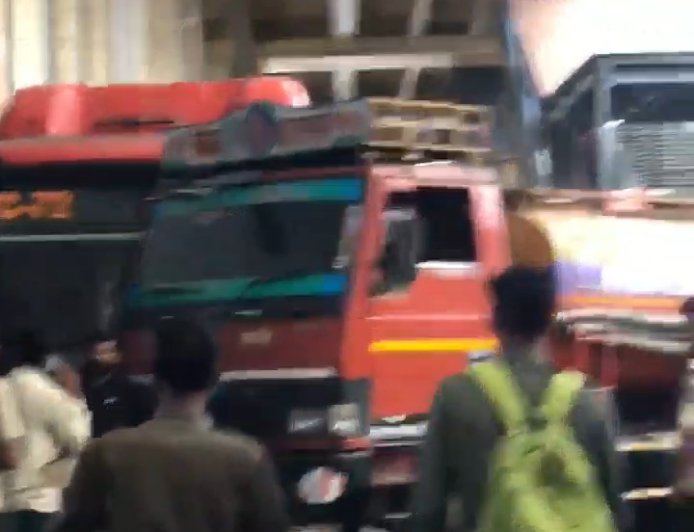 BEST Bus Collides with Water Tanker Near Miragaon Metro Station; Morning Traffic Disrupted