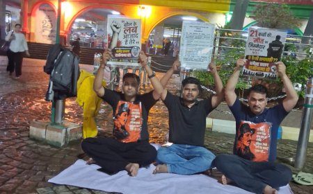 NEET पेपर लीक के विरोध में मीरा रोड पर अनिश्चितकालीन भूख हड़ताल शुरू, केंद्रीय शिक्षा मंत्री के इस्तीफे की मांग