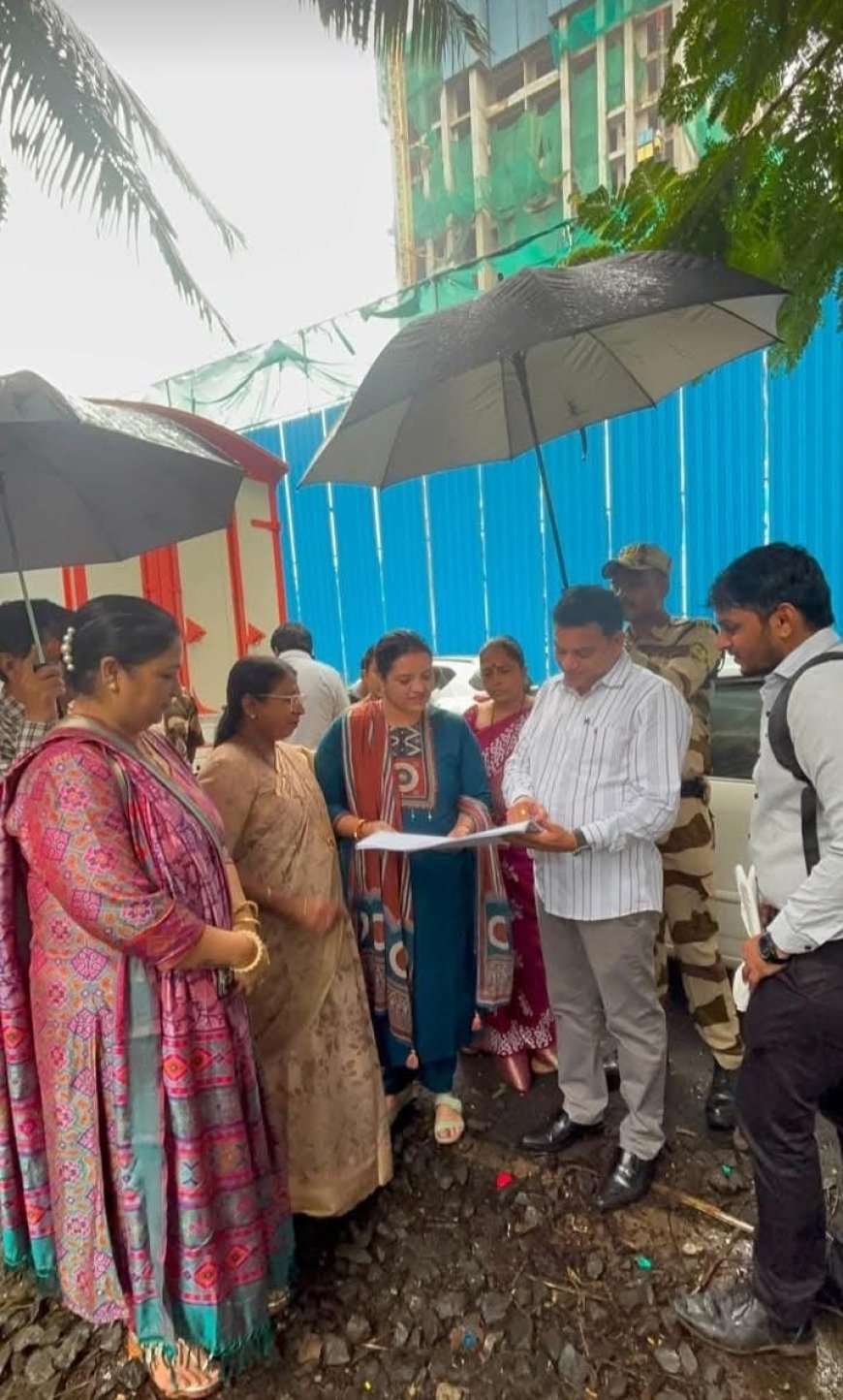 मीरा-भायंदर: महिला भवन निर्माण के लिए आरक्षित भूमि का महापौर डिंपल मेहता ने किया निरीक्षण