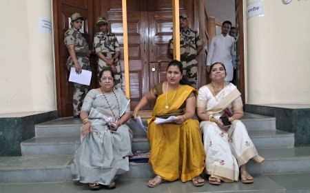 विरोधकों को बोलने नहीं दिया! शिवसेना नगरसेविकाओं का सभात्याग, सभागृह के बाहर ठिय्या आंदोलन