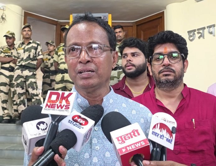 बकरी ईद पर सोसायटी में बकरा लाने पर रोक तो वैकल्पिक व्यवस्था भी हो: अनिल सावंत
