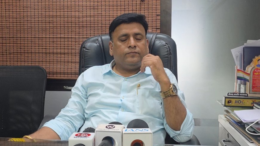 नरेंद्र मेहता पर टिप्पणी को लेकर परेश शाह का गुरजोत सिंह को अल्टीमेटम; हिम्मत है तो 24 घंटे में मेरे वार्ड में आकर दिखाओ