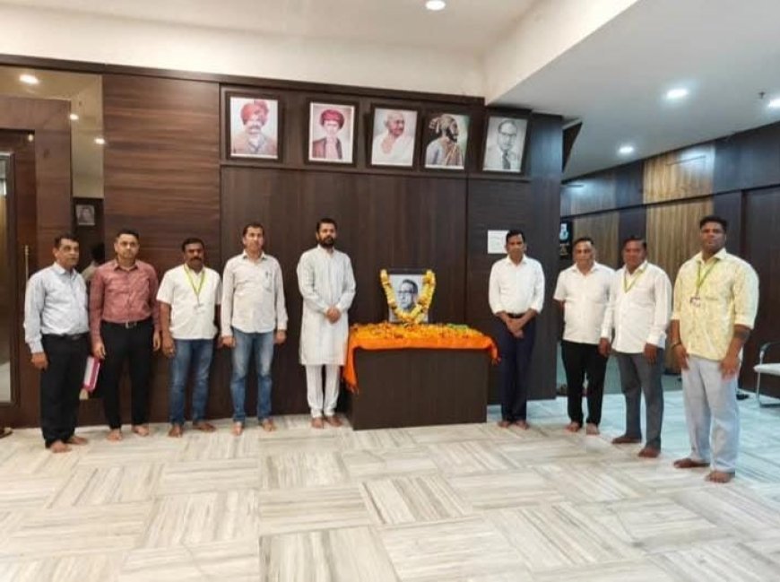 प्रबोधनकार ठाकरे की जयंती पर मीरा-भाईंदर महानगरपालिका में श्रद्धांजलि अर्पित