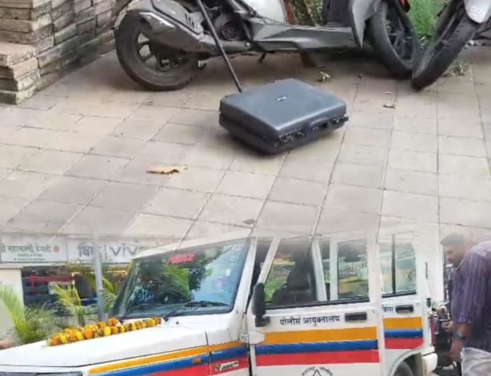 मीरा-भाईंदर में बम की धमकी से हड़कंप, भाईंदर पुलिस स्टेशन और रेलवे स्टेशन पर सघन जांच!